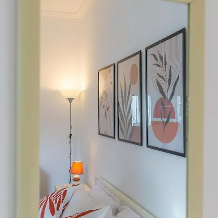 Milvio Bridge - Olympic Stadium, Farnesina, A-c Апартаменты *