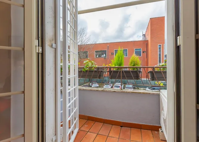 Milvio Bridge - Olympic Stadium, Farnesina, A-c Rom